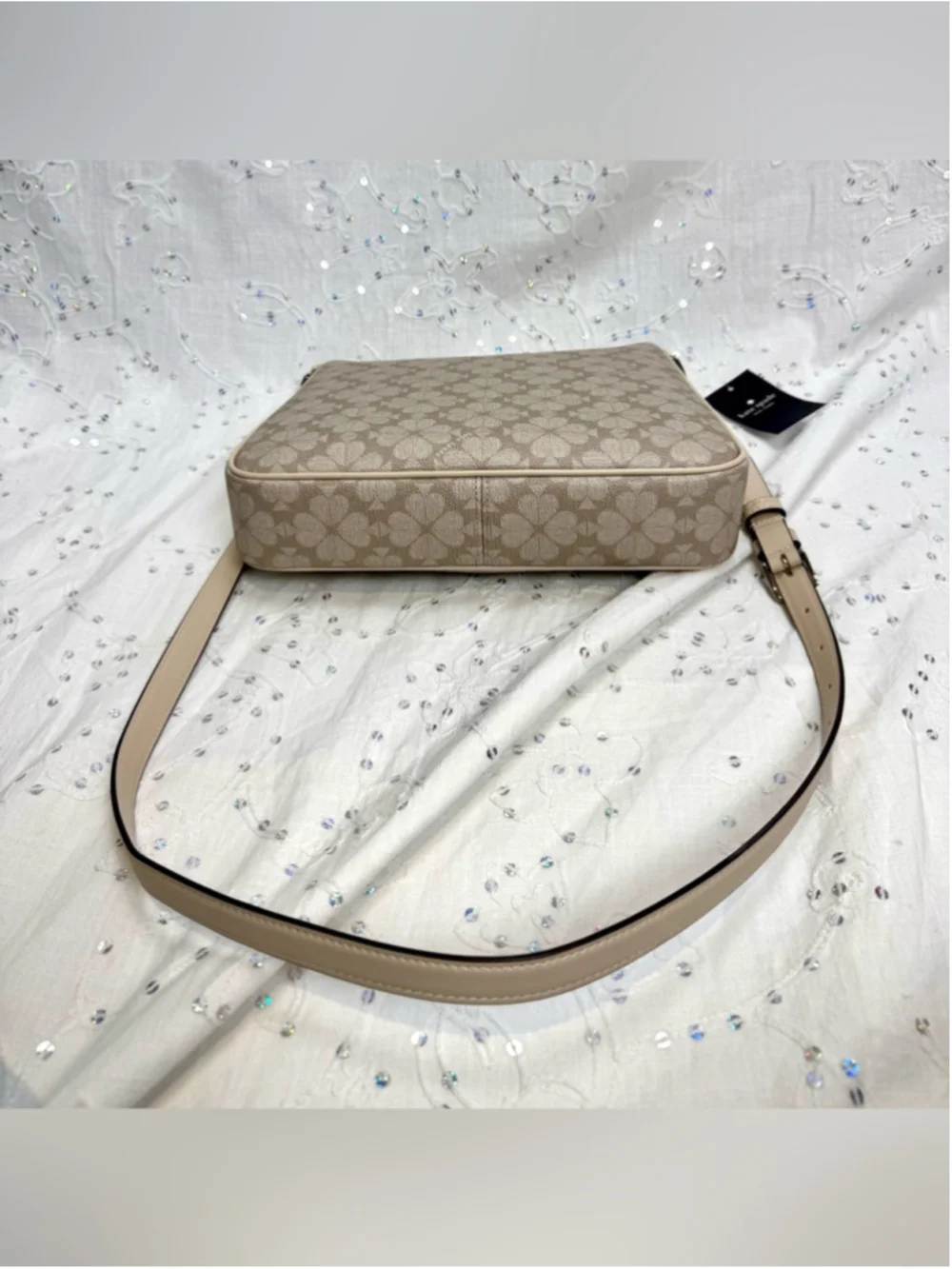 NWT Kate Spade Spade Flower Large Swingpack Crossbody Bag Dark Beige
